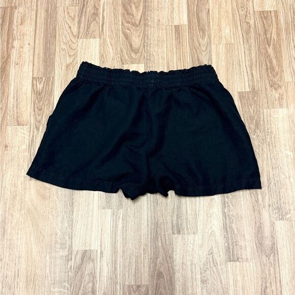 LOFT Pull On Linen Blend Shorts - Picture 3 of 3